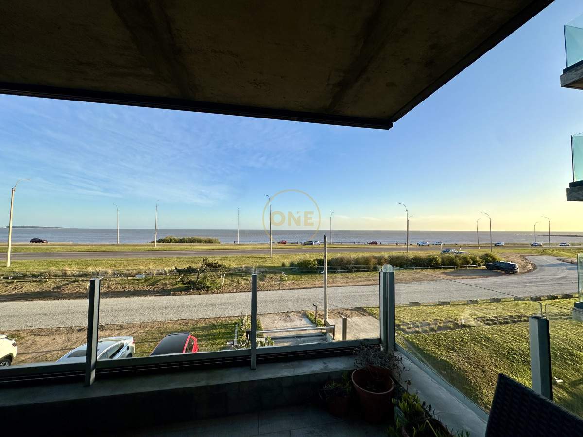 Apartamento ID.1943 - Apartamento en venta 3 suites playa Mansa Punta del Este 