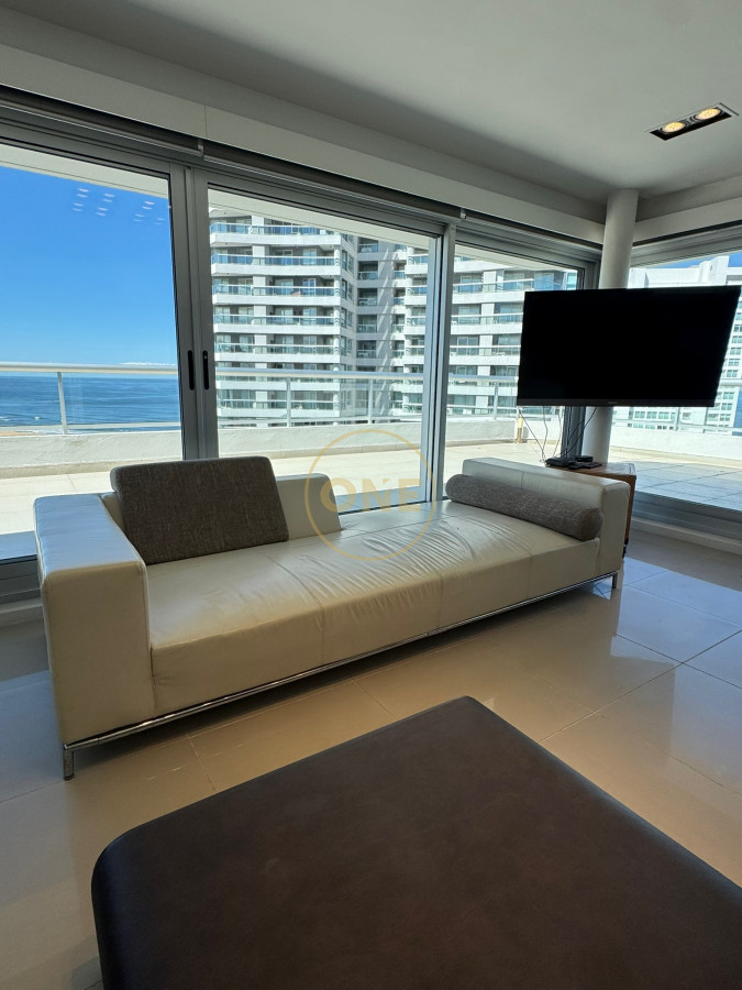 Apartamento ID.1957 - PENTHOUSE en la Brava