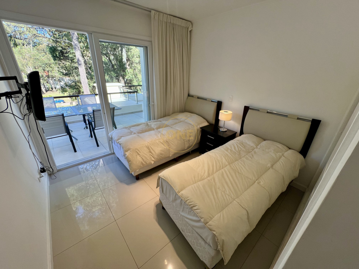 Apartamento ID.1994 - Exclusivo apartamento 2 dormitorios Green Park Solanas Punta Ballena en venta 