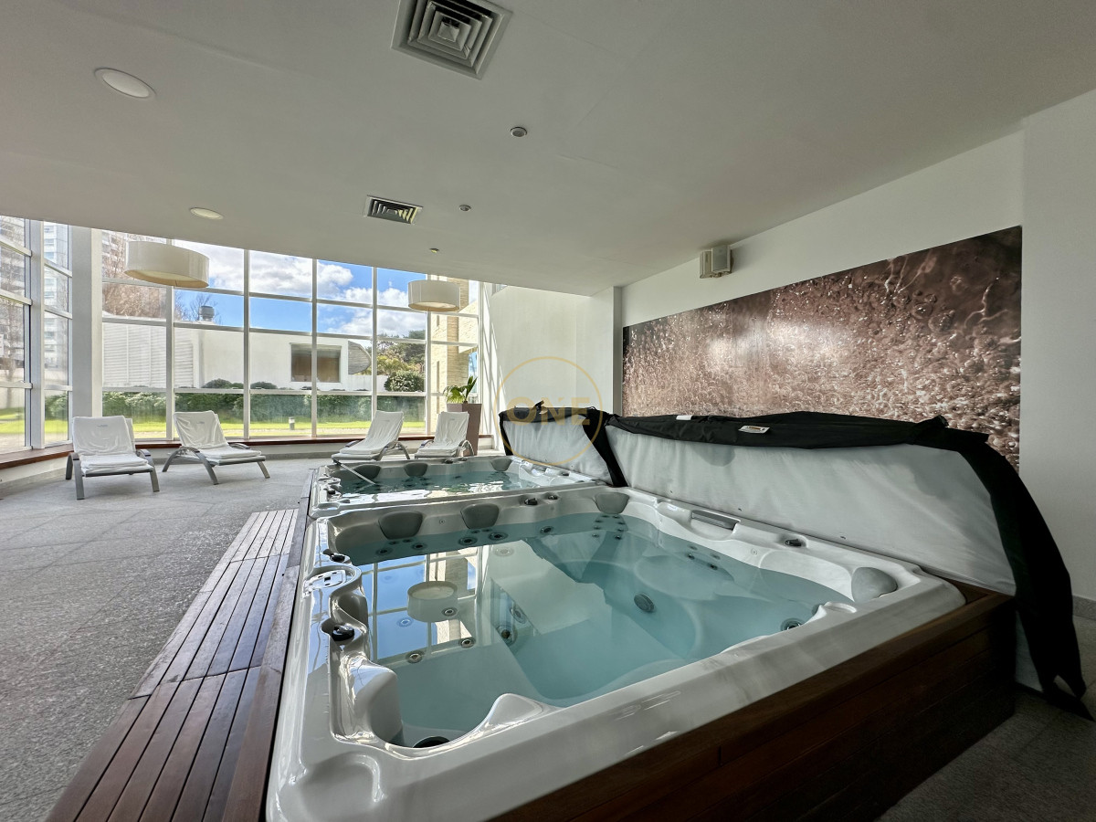 Apartamento ID.1885 - Apartamento en venta playa Mansa Punta del Este 