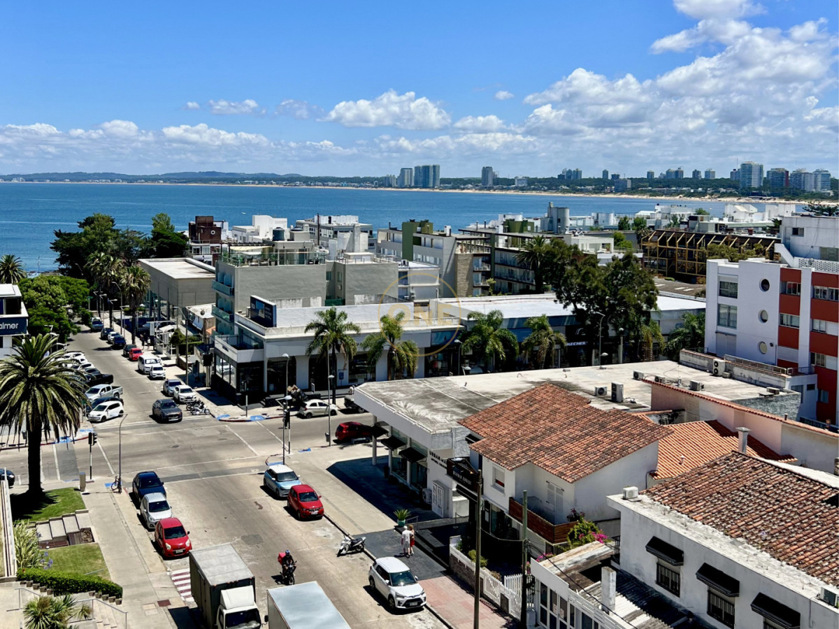 Apartamento ID.2076 - Cómodo apartamento en Península Punta del Este en venta