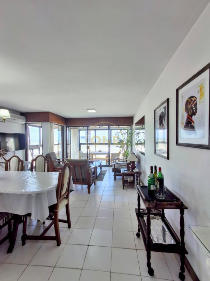 Apartamento ID.1975 - Apto.3 Dormitorios frente a  playa El Emir.