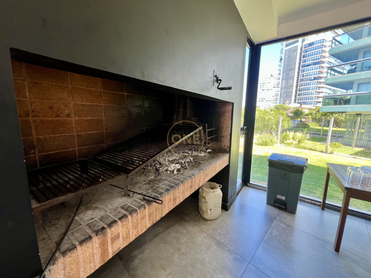 Apartamento ID.2029 - Apartamento 3 dormitorios en Suite Peninsula Punta del Este en venta