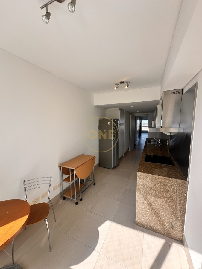 Apartamento ID.1653 - Venta apartamento 2 dormitorios mas servicio Playa Brava TORRE LE PARC I