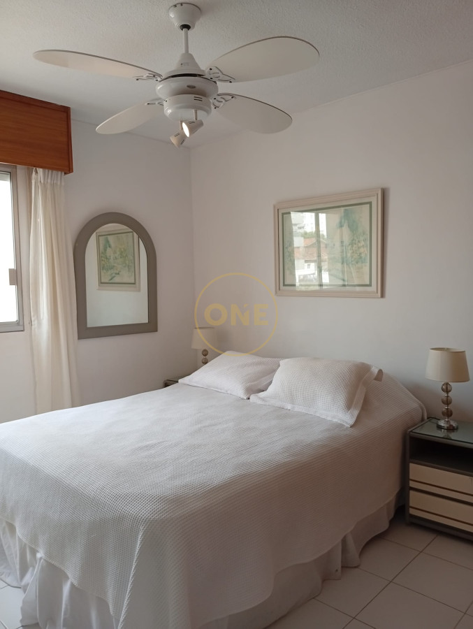 Apartamento ID.1593 - venta apartamento 2 dormitorios en Península frente al mar - Punta del Este