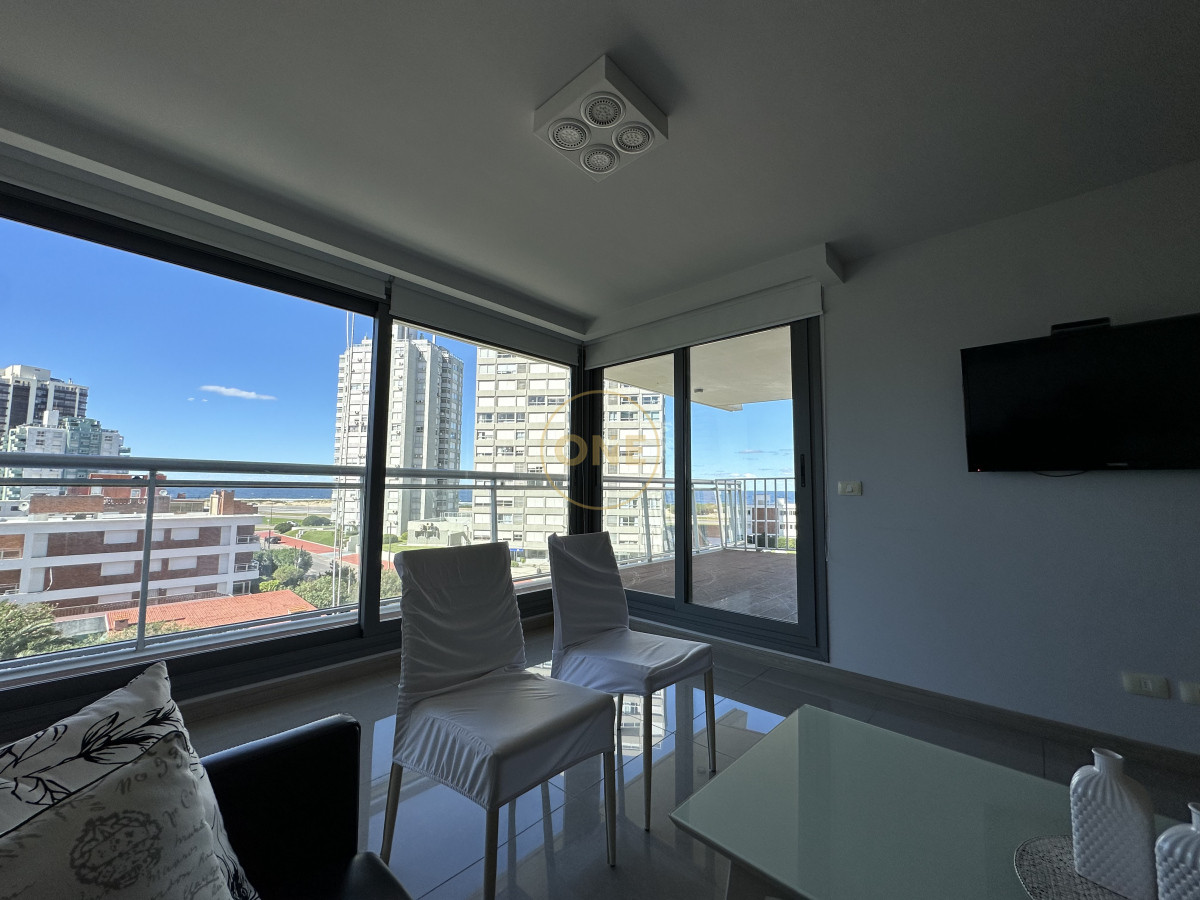 Apartamento ID.1663 - Venta Apartamento 2 Dormitorios playa Brava Punta del Este 