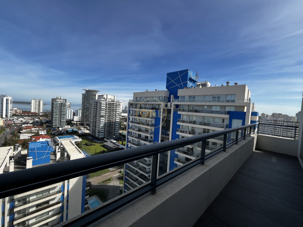 Apartamento ID.1928 - Penthouse 2 Dormitorios vista al mar, Brava parada 3