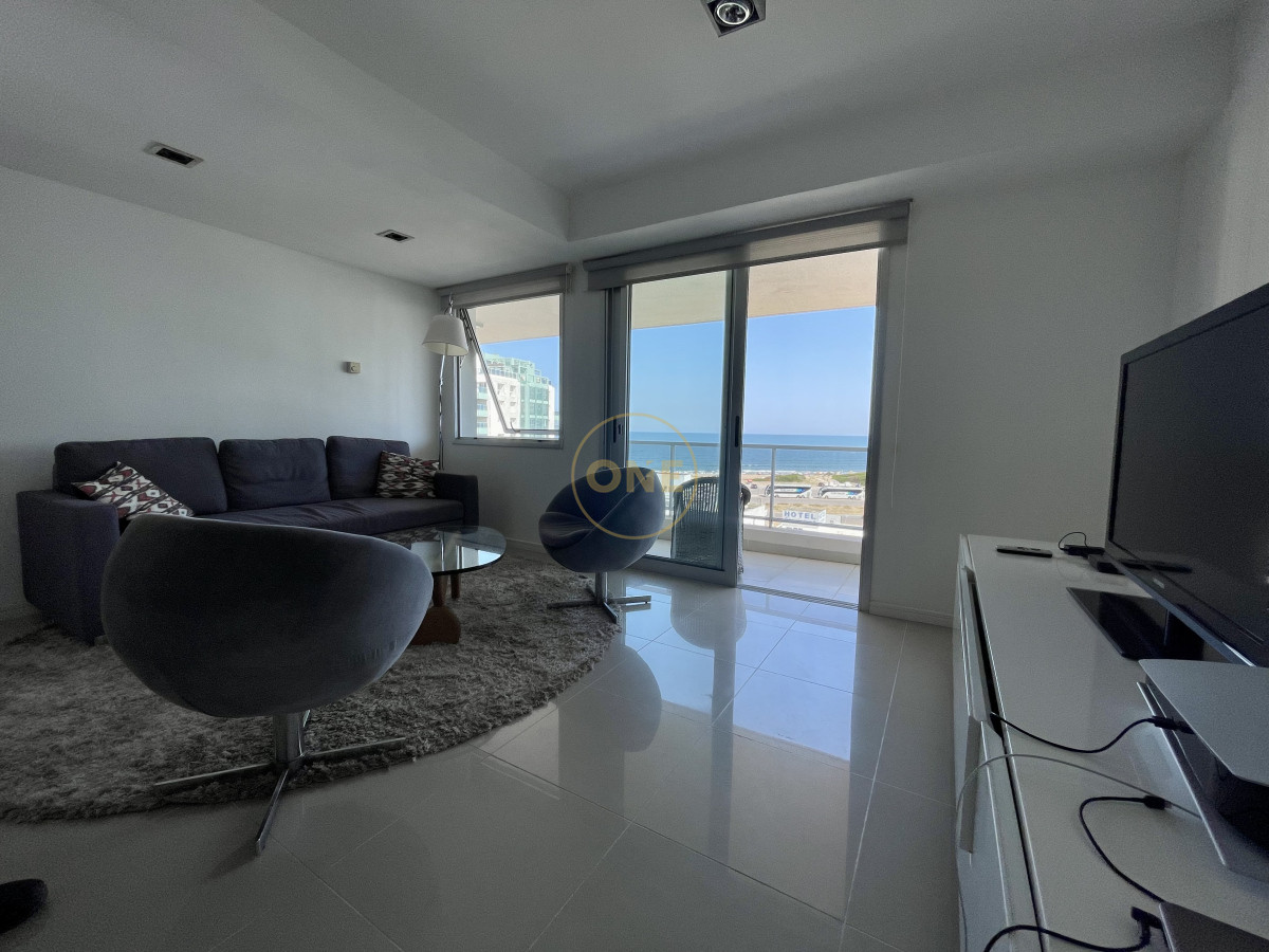 Apartamento ID.1674 - Venta Apartamento con vista al mar playa Brava Punta del Este 