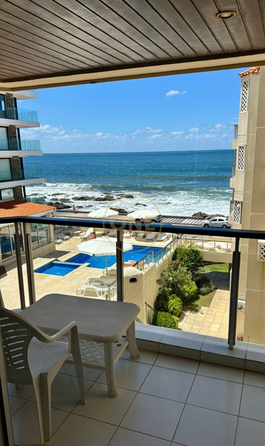 Apartamento ID.1593 - venta apartamento 2 dormitorios en Península frente al mar - Punta del Este