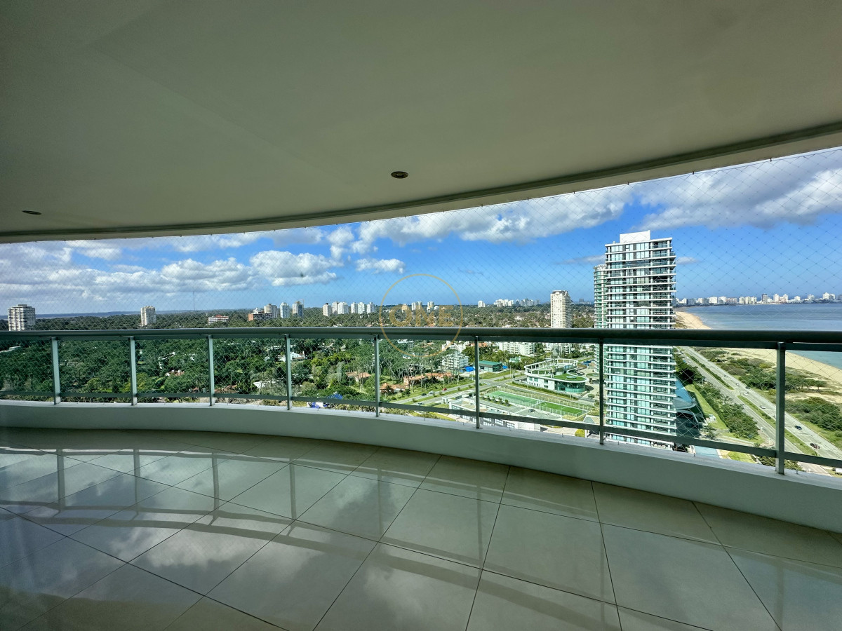 Apartamento ID.1885 - Apartamento en venta playa Mansa Punta del Este 