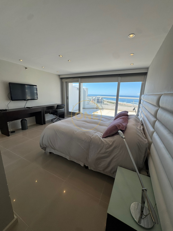 Apartamento ID.1957 - PENTHOUSE en la Brava