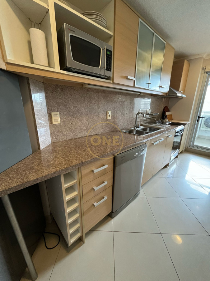 Apartamento ID.1562 -  Venta Apartamento 3 dormitorios más dependencia en Playa Brava Punta del Este