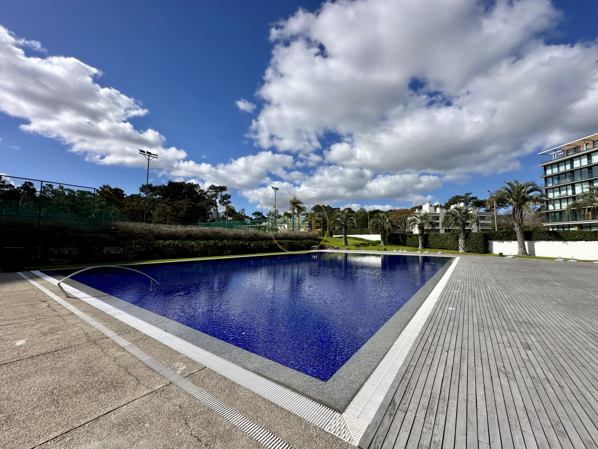 Apartamento ID.1885 - Apartamento en venta playa Mansa Punta del Este 