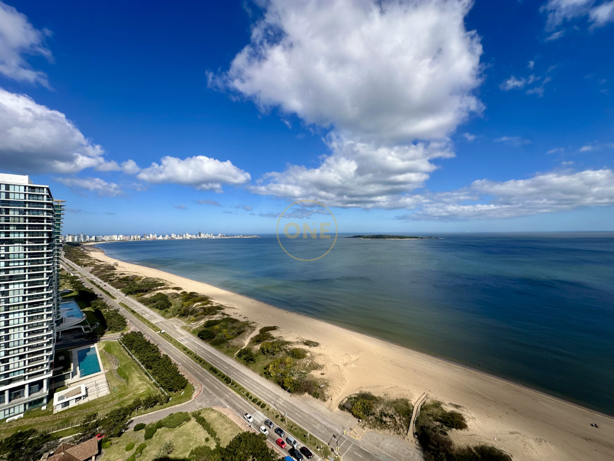 Apartamento ID.1885 - Apartamento en venta playa Mansa Punta del Este 