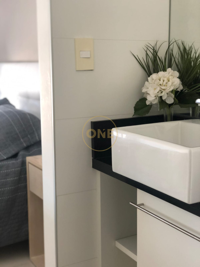 Apartamento ID.24 - Apto en alquiler y venta en Península , dos dormitorios con vista al puerto!