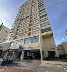 venta apartamento 2 dormitorios Península. Punta del Este
