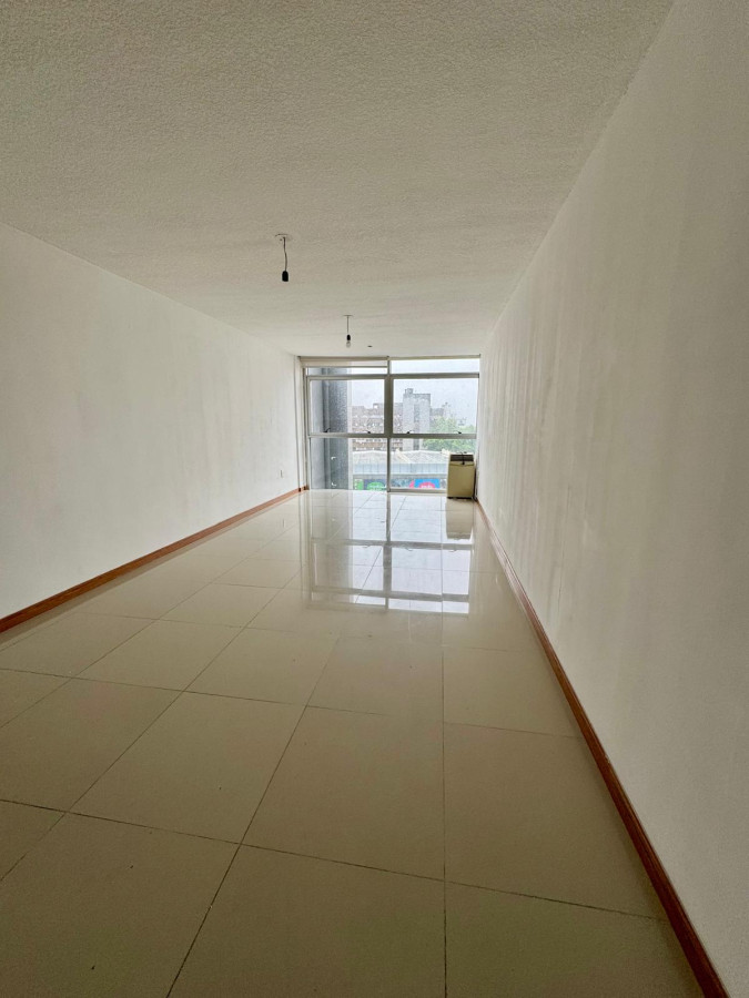 Venta Monoambiente en Cordón con garage