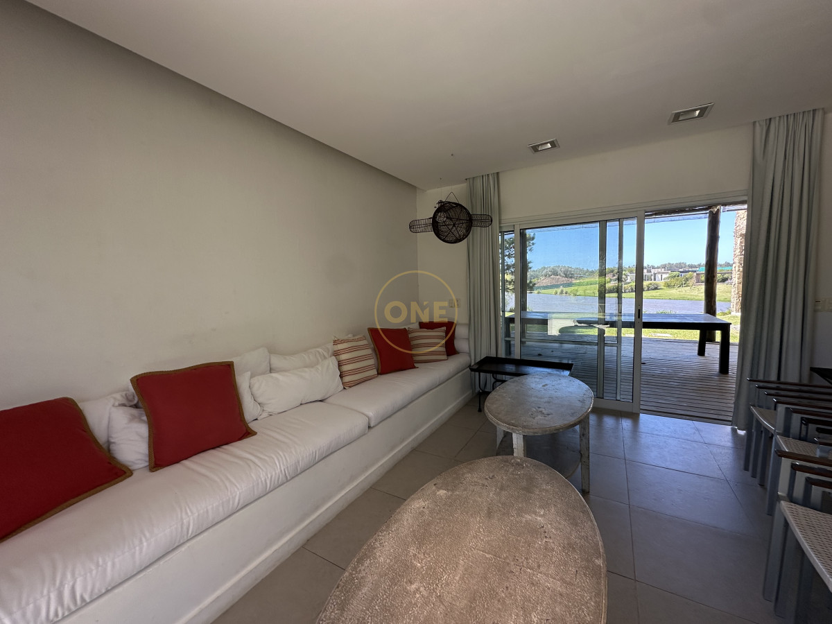 Casa ID.1950 - Casa en Alquiler por temporada de 5 Dormitorios Pueblo Mio Manantiales 