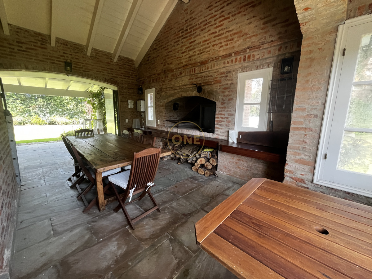 Casa ID.1910 - ALQUILER Residencia premium en San Rafael temporada 2026