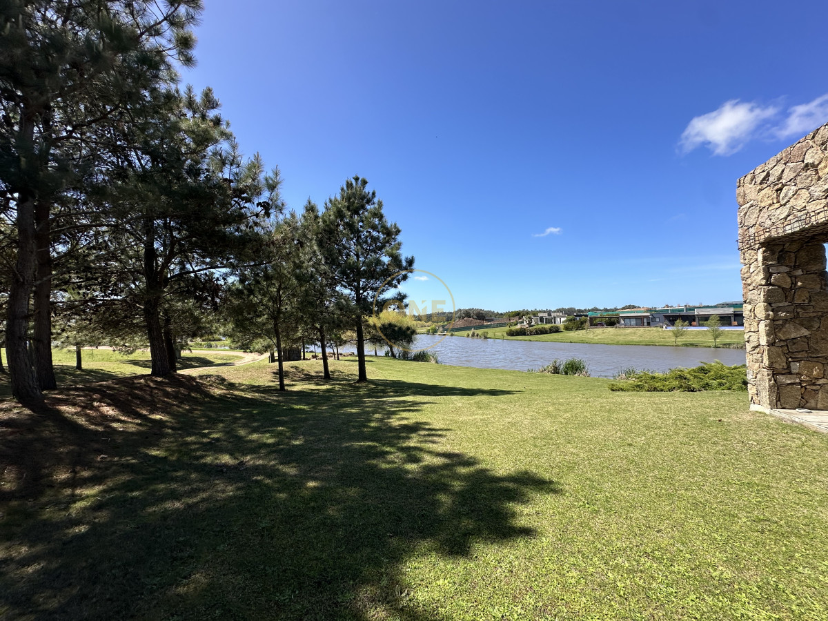 Casa ID.1950 - Casa en Alquiler por temporada de 5 Dormitorios Pueblo Mio Manantiales 
