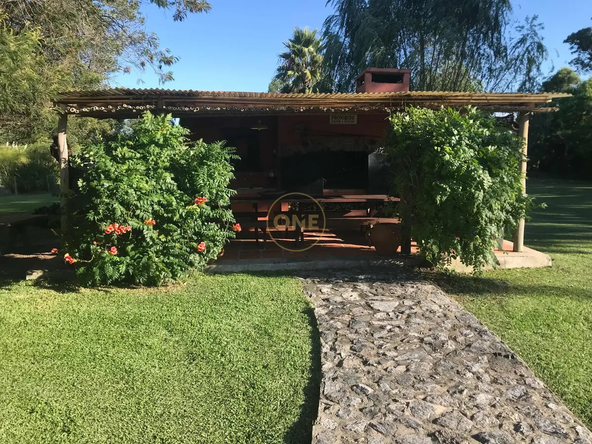 Casa ID.2243 - Excelente Casa De Campo A 6 Km De La Ciudad De Colonia