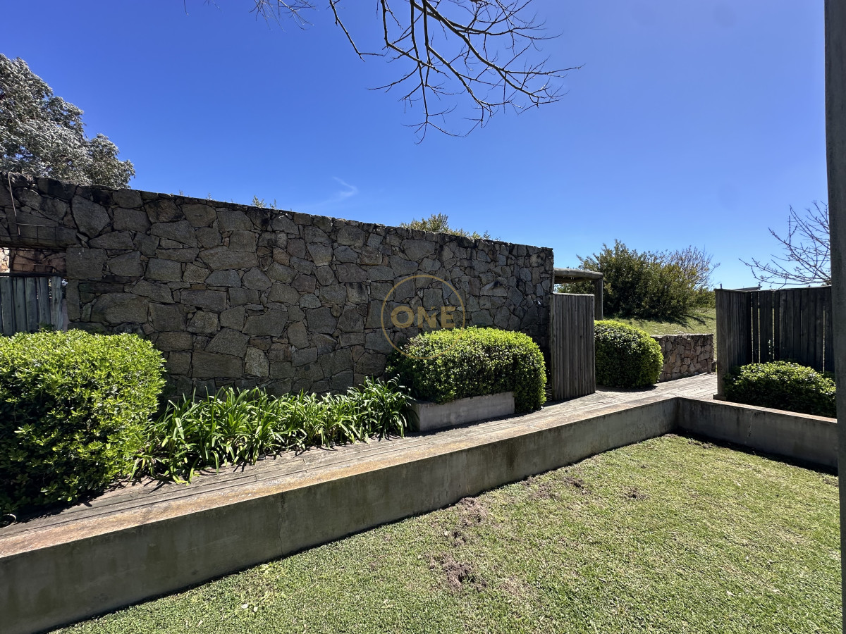 Casa ID.1950 - Casa en Alquiler por temporada de 5 Dormitorios Pueblo Mio Manantiales 