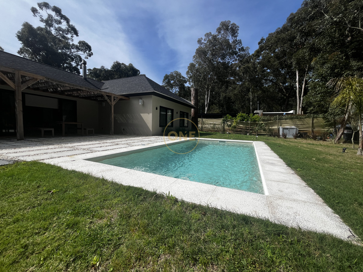 Casa ID.1930 - Venta Casa Domotizada-4 Dormitorios- Design Village