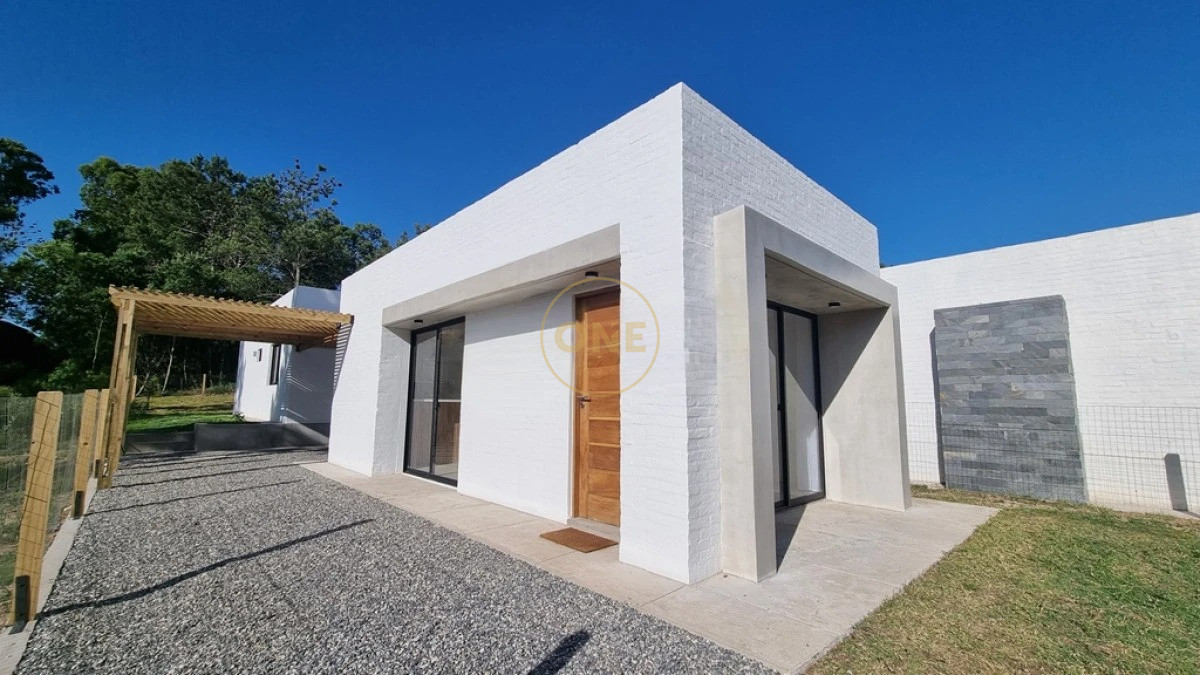 casa en venta 2 dormitorios a estrenar punta colorada piriápolis - rog1649c