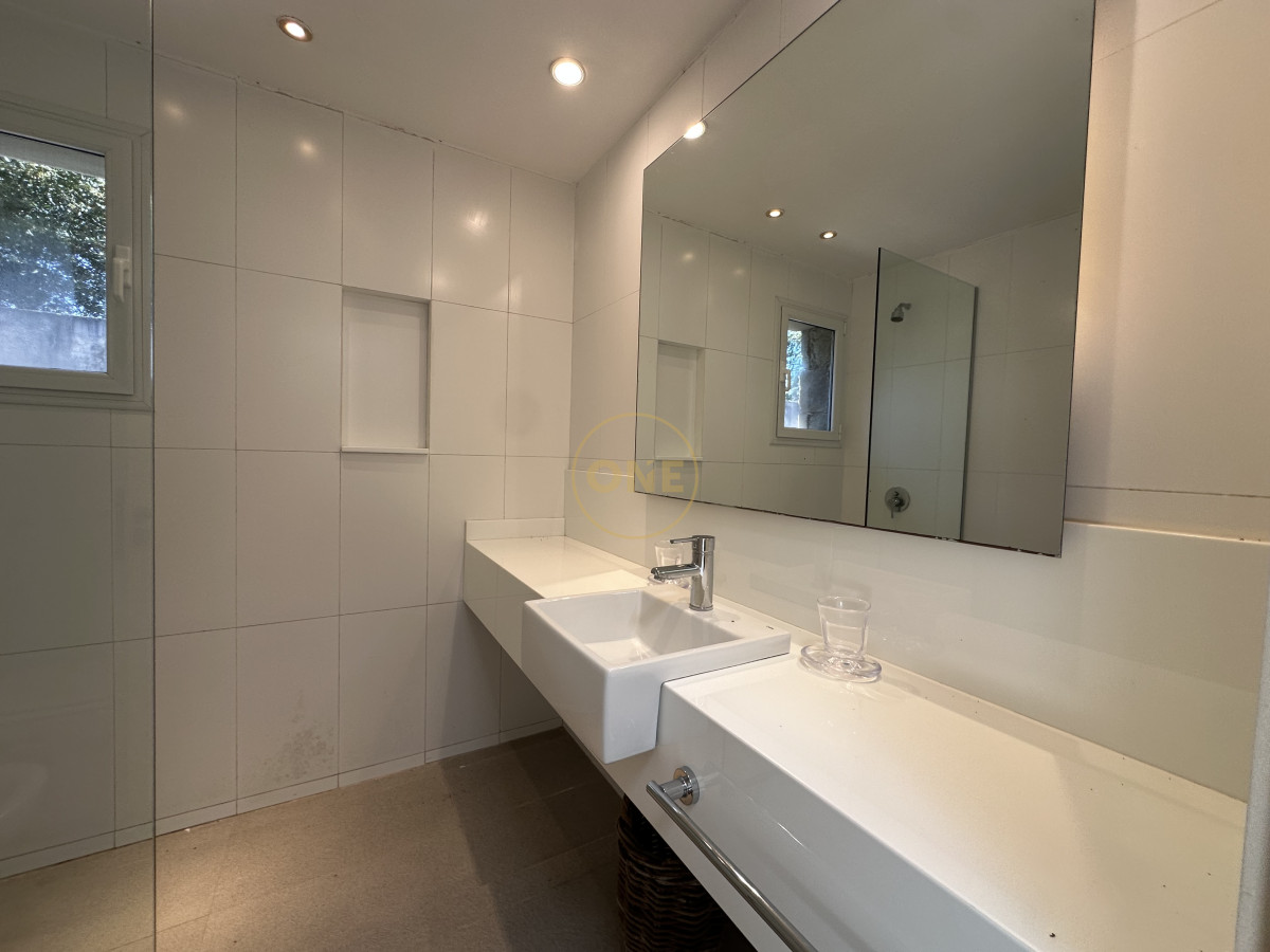 Casa ID.1950 - Casa en Alquiler por temporada de 5 Dormitorios Pueblo Mio Manantiales 