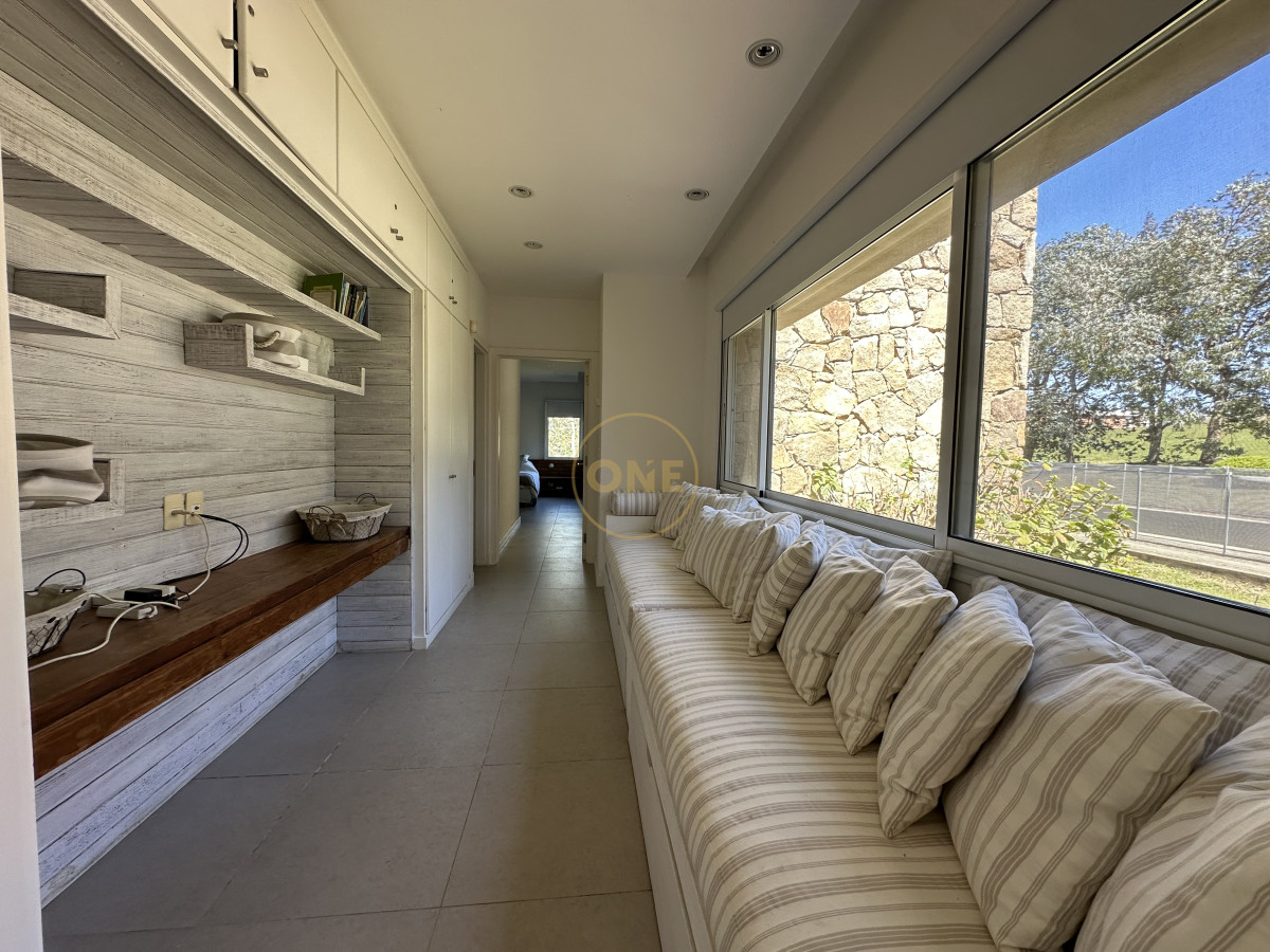 Casa ID.1950 - Casa en Alquiler por temporada de 5 Dormitorios Pueblo Mio Manantiales 