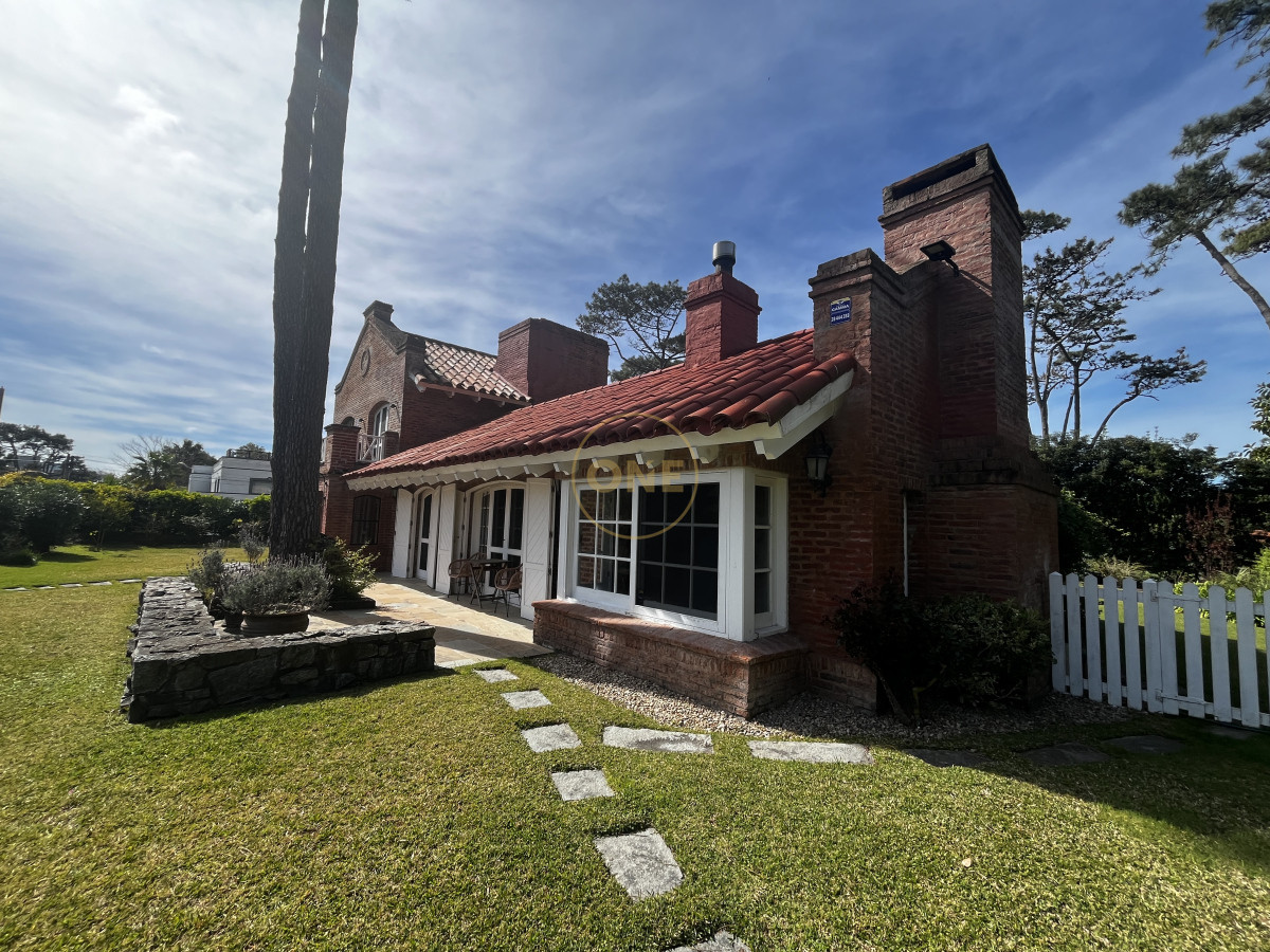 Casa ID.1910 - ALQUILER Residencia premium en San Rafael temporada 2026