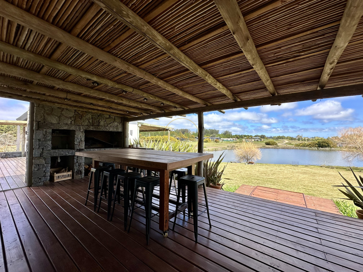 Casa ID.1951 - Casa en alquiler Pueblomio Manantiales 3 Dormitorios 