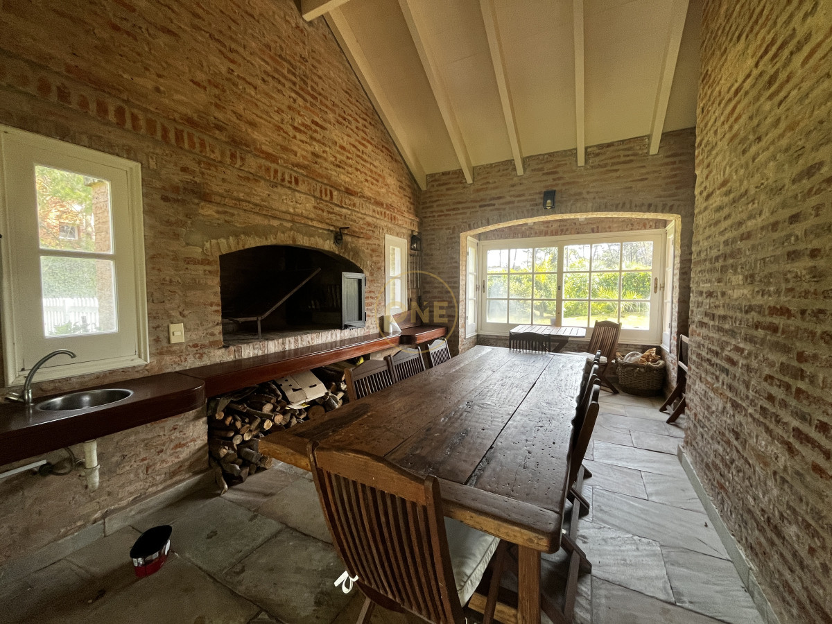 Casa ID.1910 - ALQUILER Residencia premium en San Rafael temporada 2026