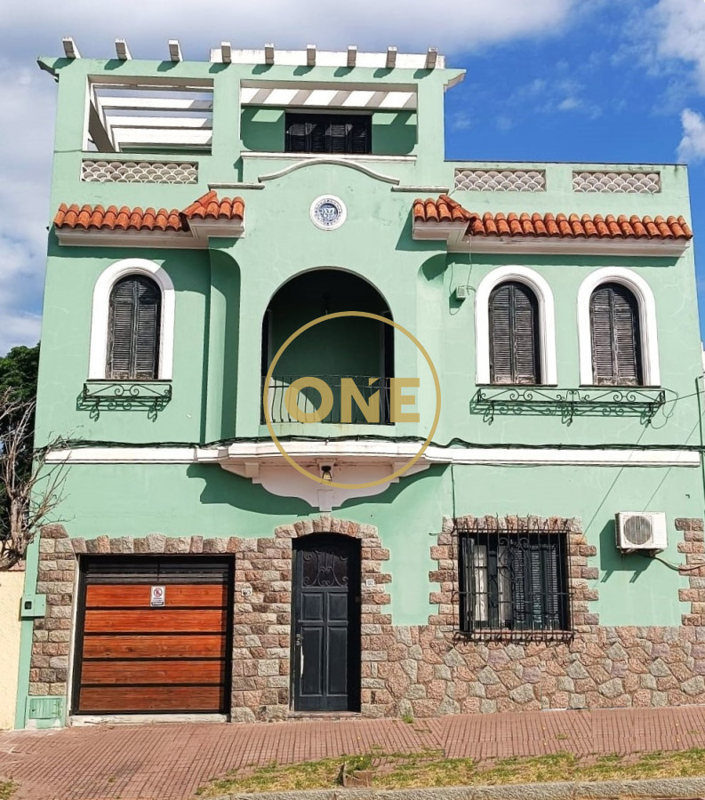 casona en venta en el centro de piriápolis - ex liceo  - rog1435c