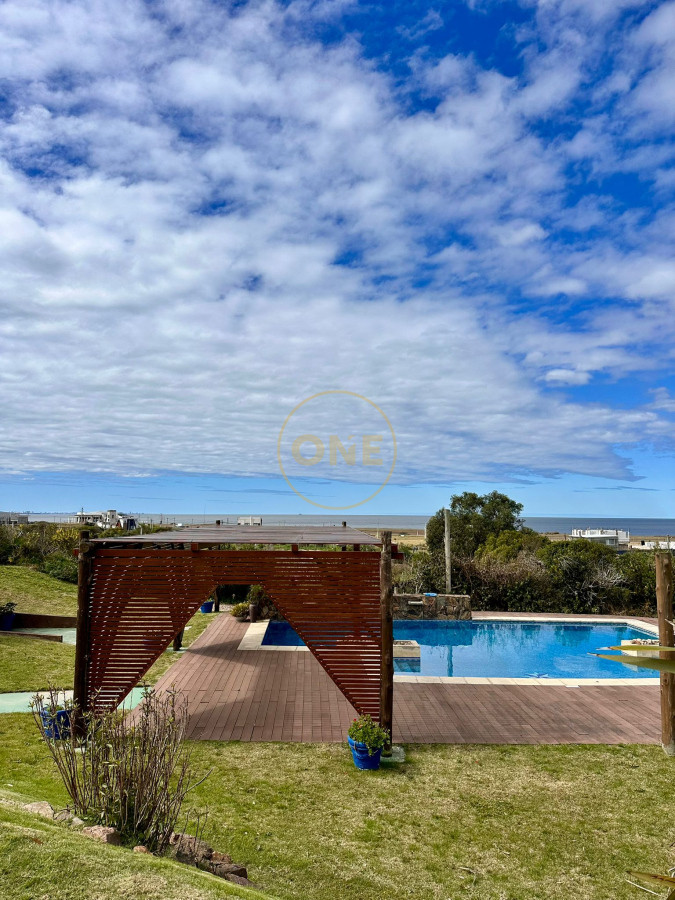 Casa ID.1920 - EXELENTE PROPIEDAD EN BARRA DE PORTEZUELO