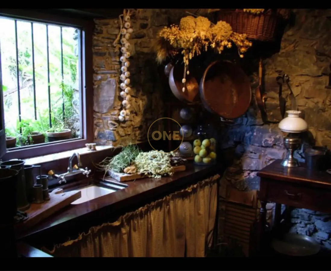 Casa ID.2237 - Rancho Portugués Del Año 1720 Sobre La Calle De Los Suspiros