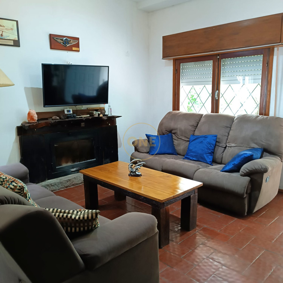 Casa ID.1605 - Casa en venta en Punta Ballena 2 dormitorios con piscina