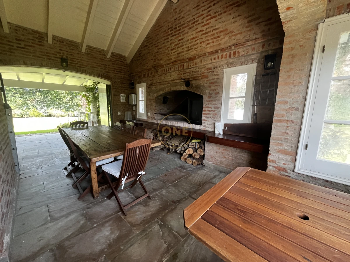 Casa ID.1910 - ALQUILER Residencia premium en San Rafael temporada 2026