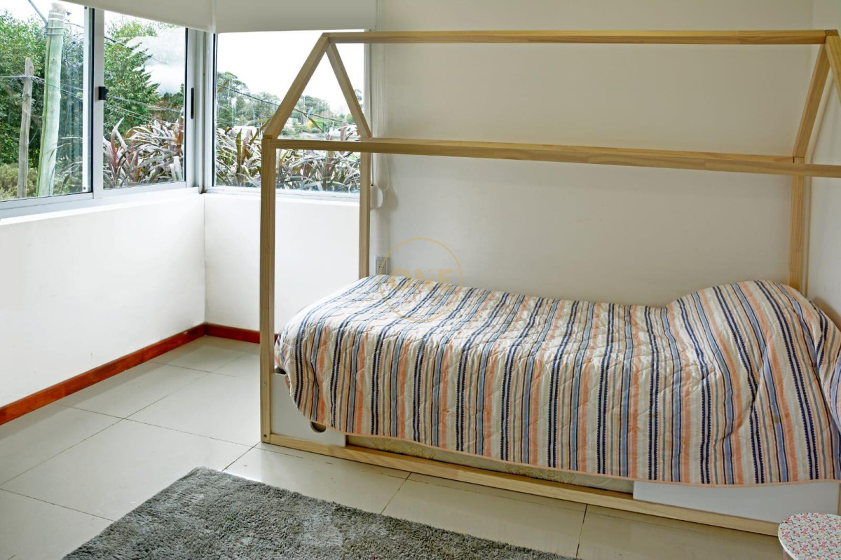 Casa ID.2183 - Hermosa casa en venta Barrio Marly