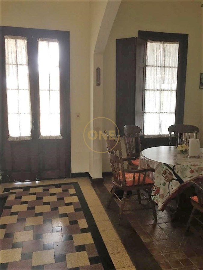 Casa ID.1435 - Casona en venta en el Centro de Piriápolis - Ex Liceo 