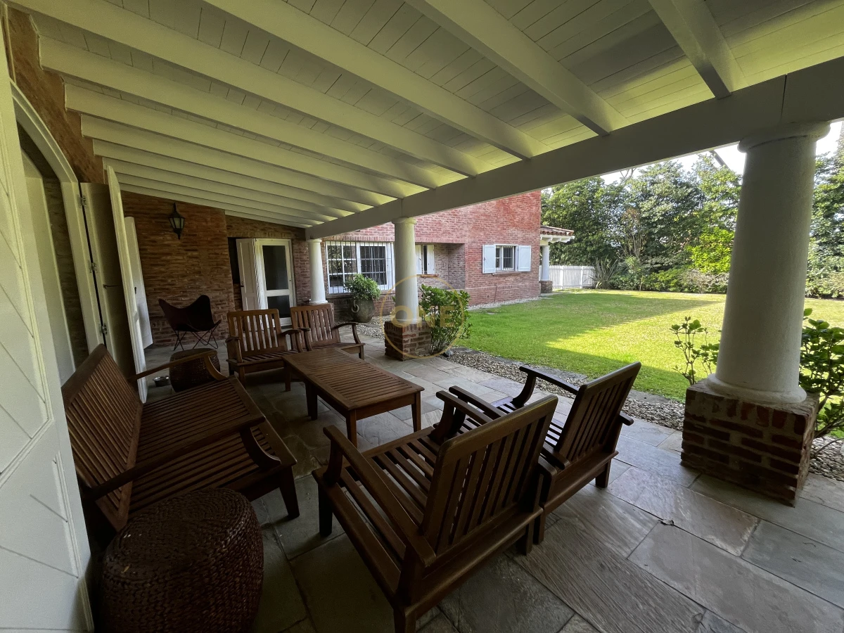 Casa ID.1910 - ALQUILER Residencia premium en San Rafael temporada 2026