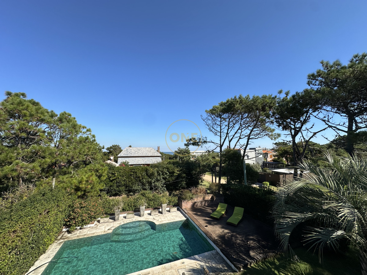 Casa ID.1648 - Casa en venta en Punta Ballena Tío Tom a pasos del Mar