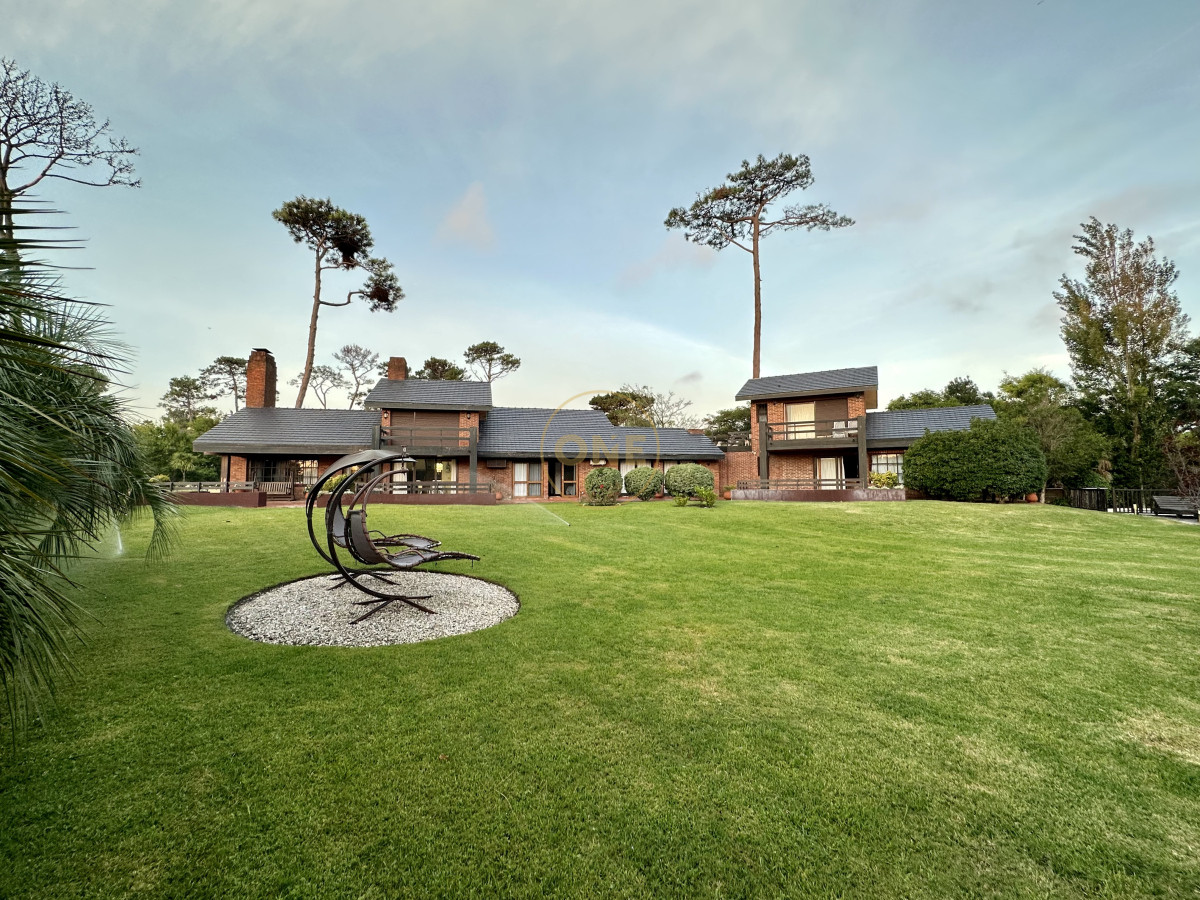 Casa ID.1657 - Casa en venta en Pinares Punta del Este 