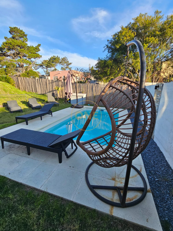 Casa ID.1658 - venta casa dos dormitorios barrio Lausana Punta del Este 