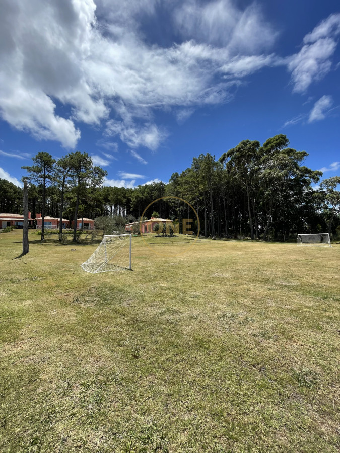 Casa ID.1656 - Chacra en venta minutos de playa Mansa Punta del Este 
