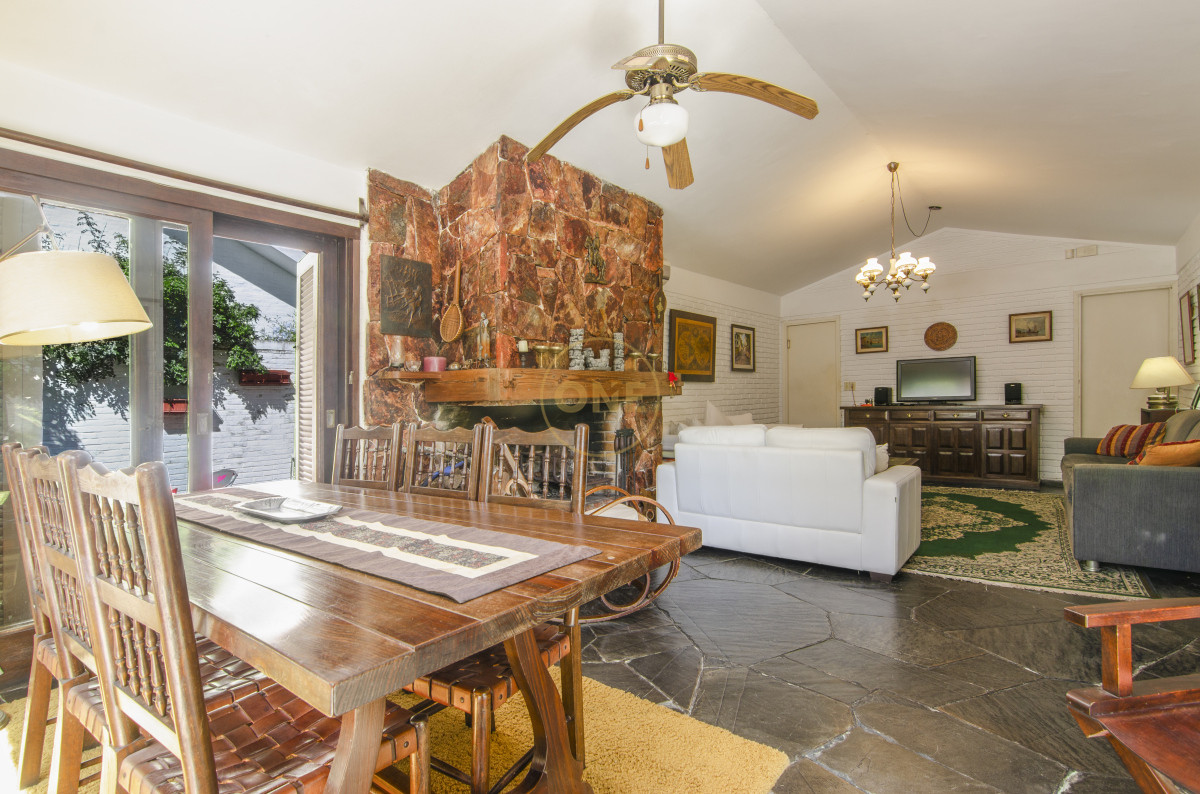 Casa ID.1 - Casa en venta playa mansa 3 dormitorios ideal para vivir todo el año 