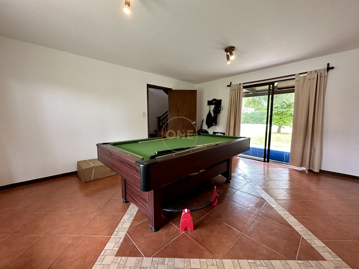 Casa ID.1971 - Casa en venta Barrio Privado La Residence Zona Colegios 