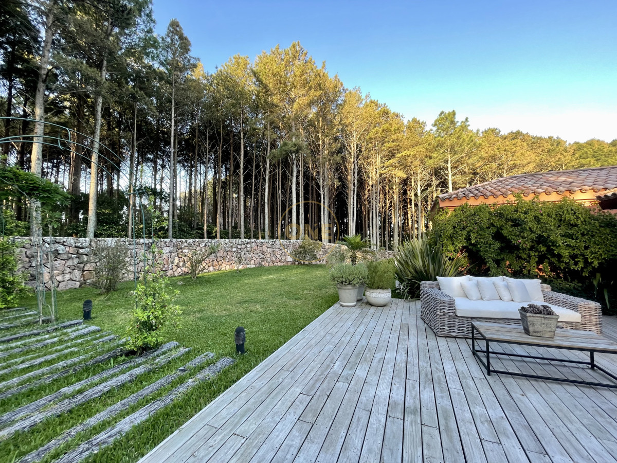 Casa ID.1656 - Chacra en venta minutos de playa Mansa Punta del Este 