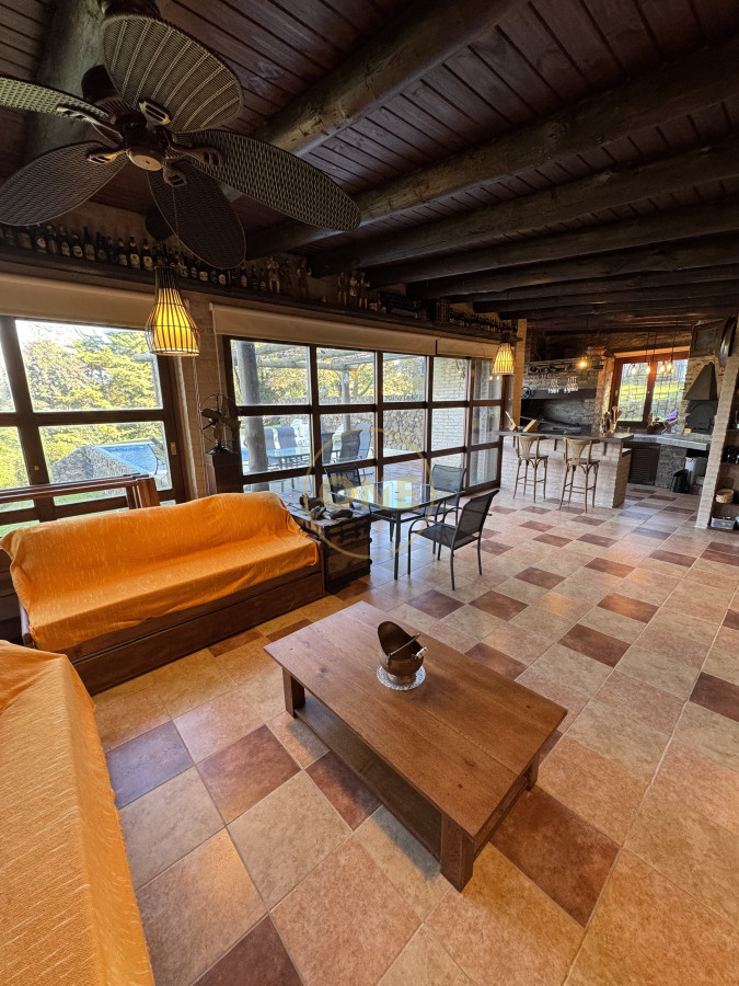Casa ID.1745 - VENTA CASA 4 DORMITORIOS PUNTA BALLENA 