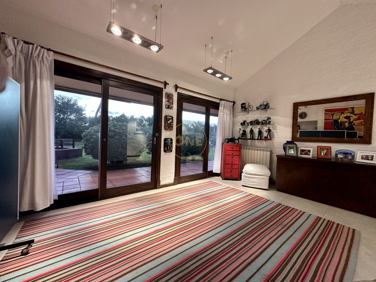 Casa ID.1657 - Casa en venta en Pinares Punta del Este 